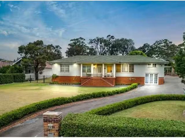 15 Elizabeth Macarthur Avenue, Camden House for rent Listed b.