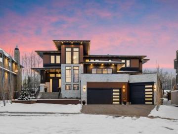 Springbank Hill, Calgary, Alberta - Garden