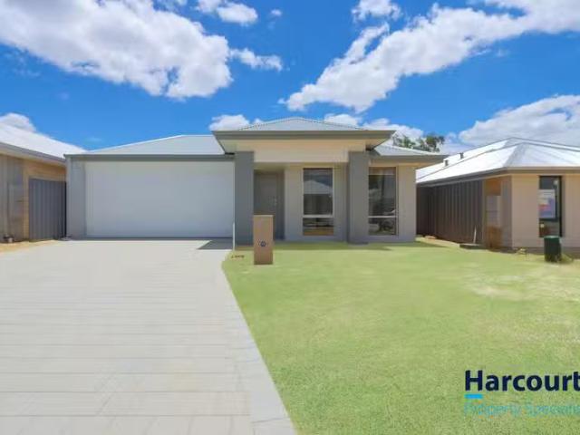 15 Emecheta Street, FORRESTDALE, WA 6112 House for Rent