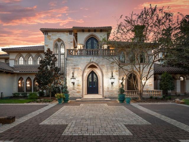 15 Estancia Place, The Woodlands, USA, TX