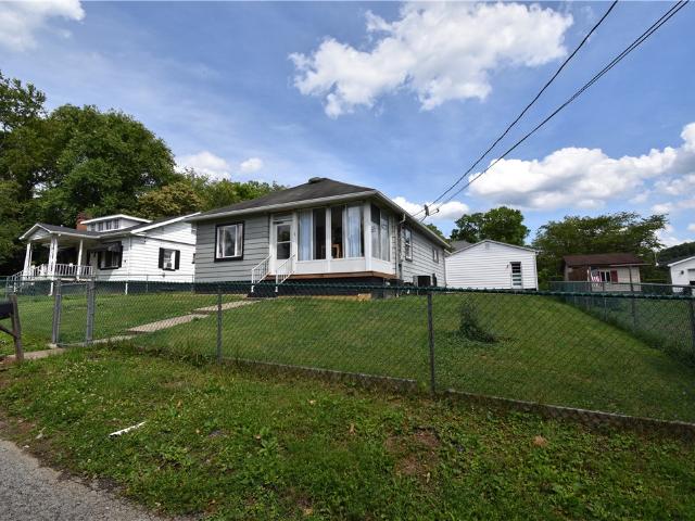 15 Euclid Ave