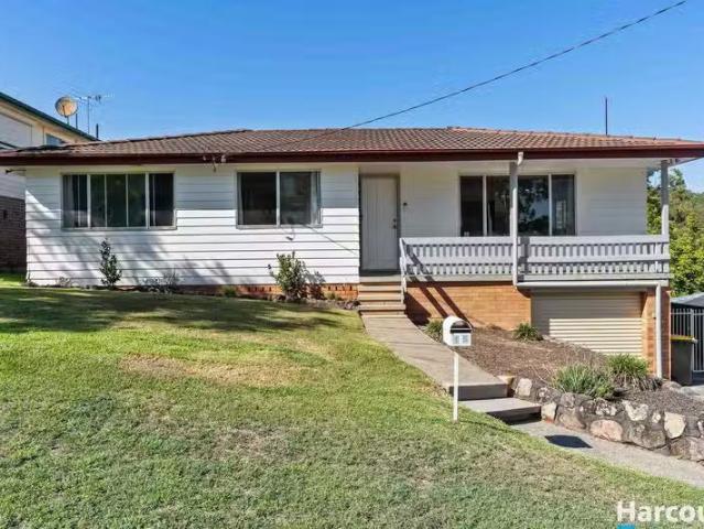 15 Exford Avenue, Macquarie Hills, NSW 2285 House for Rent