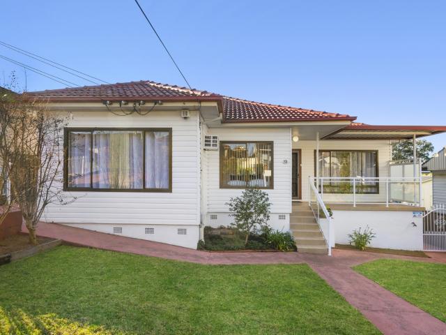 15 Finlay Street, Blacktown