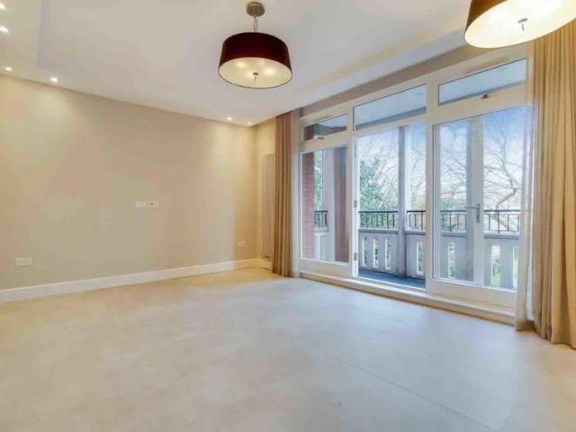 15 Fitzjohn's Avenue, London, NW3 5JY, United Kingdom | 4 bed apartment for rent #138850283 | Rentberry