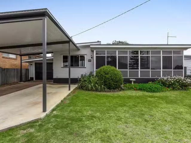 15 Fitzpatrick Street, Wilsonton, QLD 4350