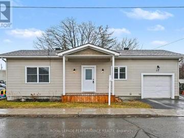 15 Forget Street, Russell, ON, K0A 1W0 house for sale | Listing ID X13479 | Royal LePage