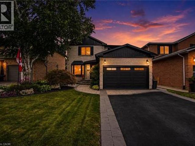 15 Francesca Court, Hamilton, ON, L9C 7J6 house for sale | Listing ID 40857 | Royal LePage