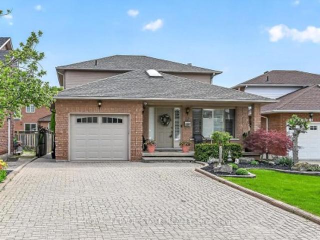 15 Gabriele Court, Hamilton, ON, L8G 5C4 house for sale | Listing ID X13145 | Royal LePage