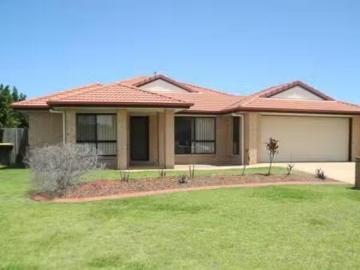 15 Gecko Place, Ningi, QLD 4511