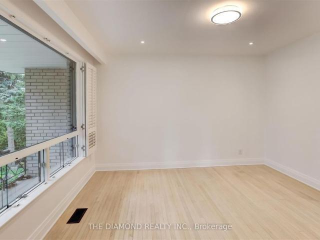 15 Government Road, Toronto