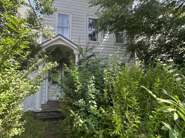 15 Glen Avenue