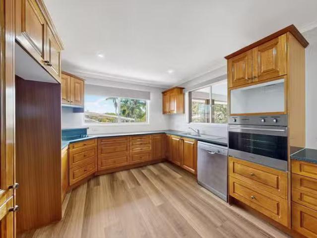 15 Glenariff Street, FERNY GROVE, QLD 4055 House for Rent