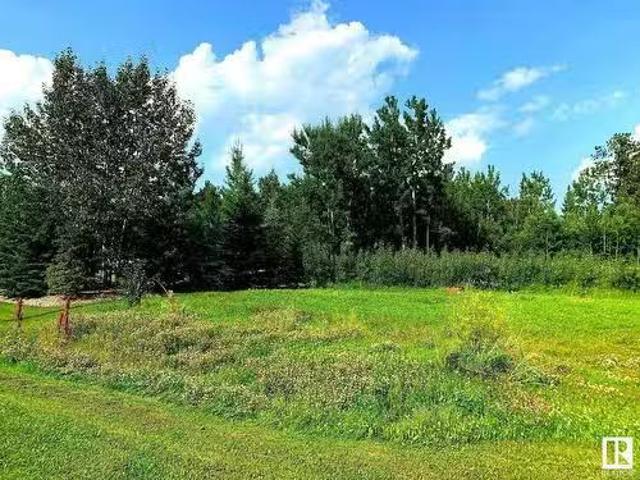 15 Grandview Meadows, Rural Wetaskiwin County, AB, T0C 2V0 v.