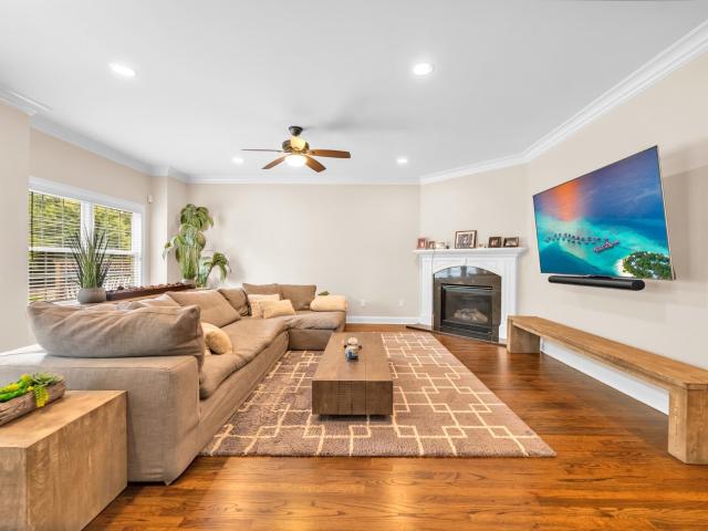 15 Halina Lane