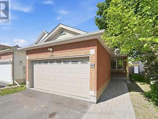 15 Halkirk Avenue, Ottawa, ON, K2V 1B1 house for sale | Listing ID X13774 | Royal LePage