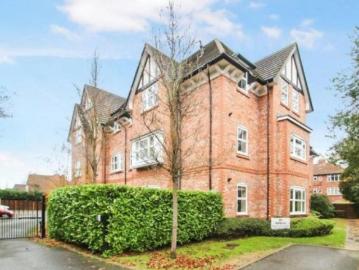 15 Harboro Road, Cheshire M33, 2 bed flat to rent, £1,400 pcm | PrimeLocation