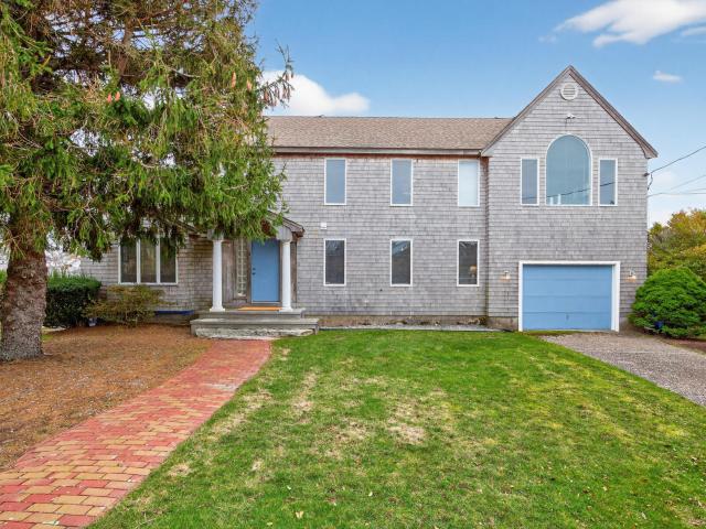 15 Hedge Lane