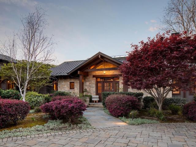 15 Hidden Valley Lane