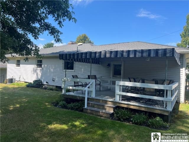 15 Hilldale Avenue