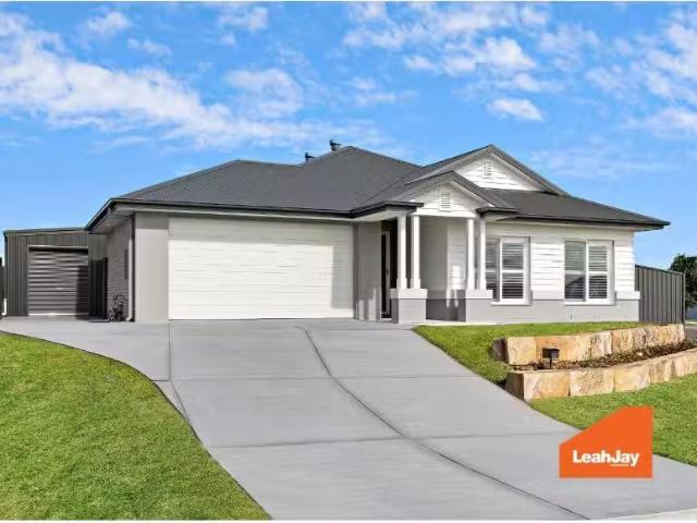 15 Holstein Road, Lochinvar House for rent Listed by Leasing.