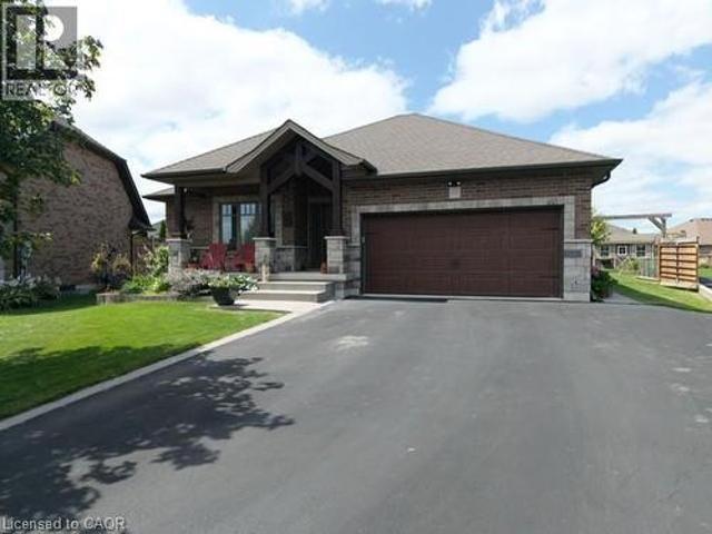 15 Hurley Court, Port Dover, ON, N0A 1N3 house for sale | Listing ID 40856 | Royal LePage
