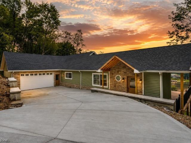 15 Huron Trail