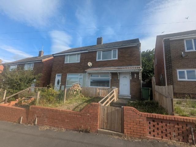 15 Jubilee Crescent, Shildon DL4 2 bed semi detached house to rent £550 pcm £127 pw
