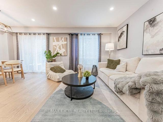 15 Knightsbridge Way, Markham | Expired, N12865 | Condos. Ca