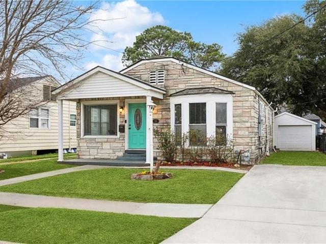 15 Labarre Pl, Jefferson, LA 70121