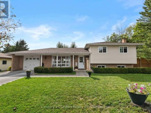 15 Lakefield Court, Selwyn, ON, K0L 2H0 house for sale | Listing ID X13755 | Royal LePage