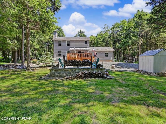 15 Lakeside Lane