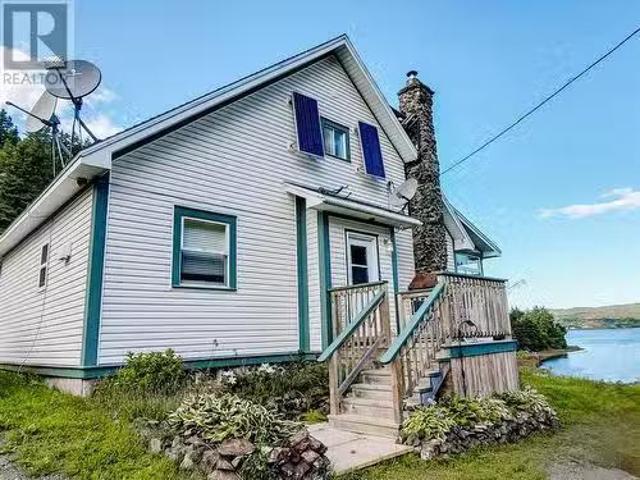 15 Loadabats Road, Pilleys Islands, NL, A0J 1M0 house for sa.