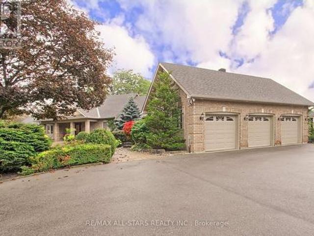 15 Lobraico Lane, Whitchurch Stouffville, ON, L4A 7X5 house for sale | Listing ID N13855 | Royal LePage