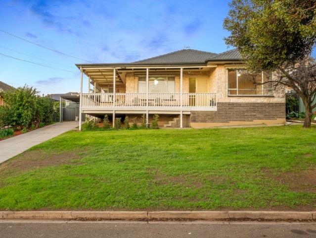 15 McGowan Road, Para Hills