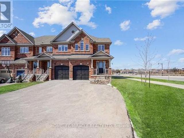 15 Mcphail Place, Hamilton, ON, L8B 0R5 house for sale | Listing ID X13249 | Royal LePage