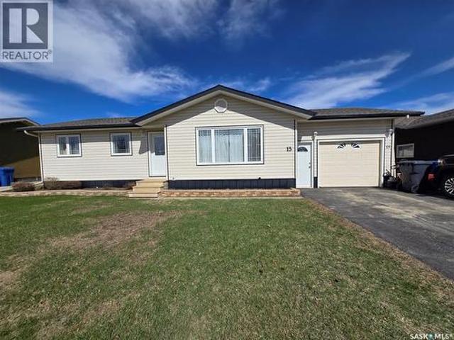 15 Mackenzie Drive, Yorkton, SK, S3N 3M6 house for sale | Listing ID SK036276 | Royal LePage
