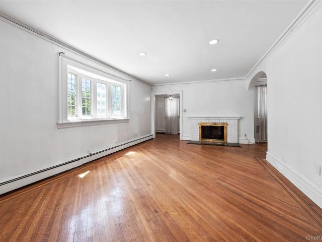 15 Maine Avenue