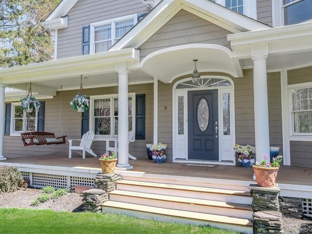 15 Maple Road