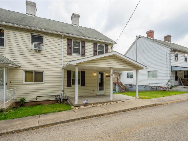 15 Maple Street