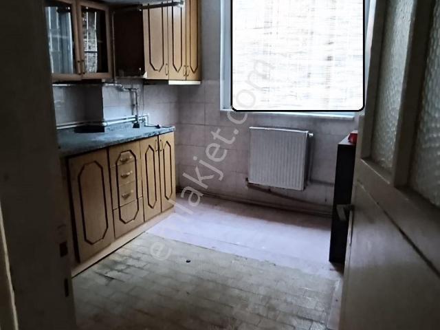15 Mayıs Mahallesi'nde Kiralık Geniş 2+1 Bodrum Kat Daire