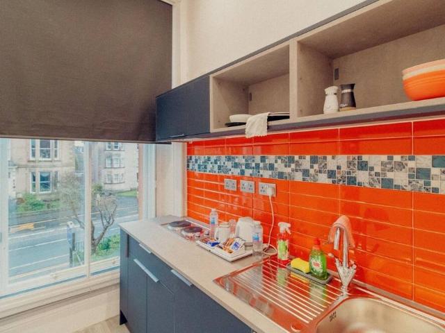 15 Mayfield Gardens | Studio house for rent #155531377 | Rentberry