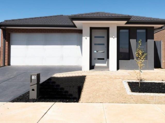 15 Moroka Avenue, WEIR VIEWS