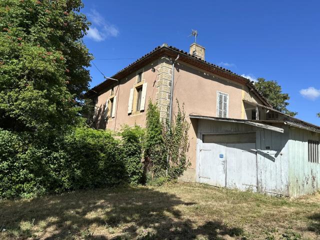 15 MN SUD ISLE EN DODON FERME à RENOVER