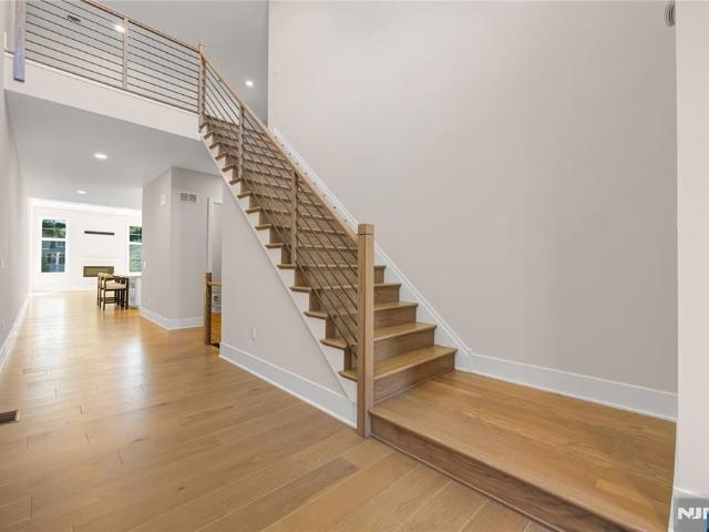15 Muirfield Lane, River Vale, US, NJ