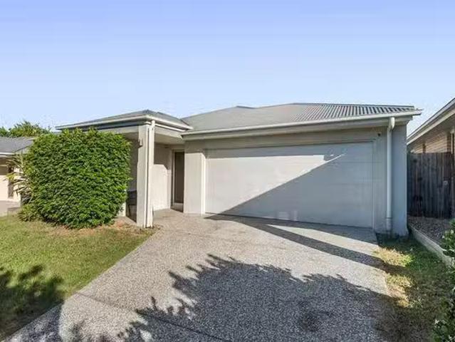 15 Napier Circuit, Silkstone, QLD 4304