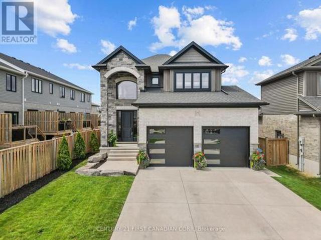 15 Nicholson Street, Lucan Biddulph Lucan, ON, N0M 2J0 house for sale | Listing ID X13880 | Royal LePage