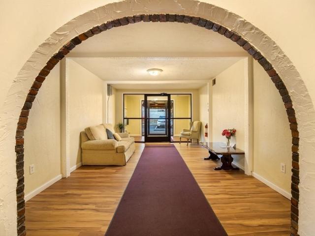 15 Oak Neck Rd # 11