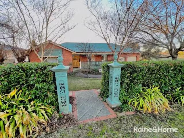 15 Opperman Way, WINDRADYNE House for rent Listed by Rental I.