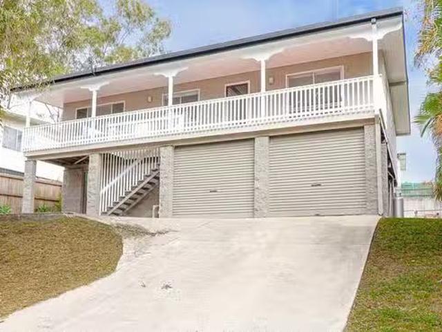 15 Penda Avenue, New Auckland, QLD 4680