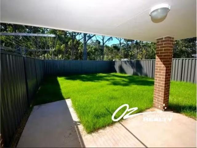 15 Peacehaven Way, Susinteraction Inlet Townhouse for rent Li.